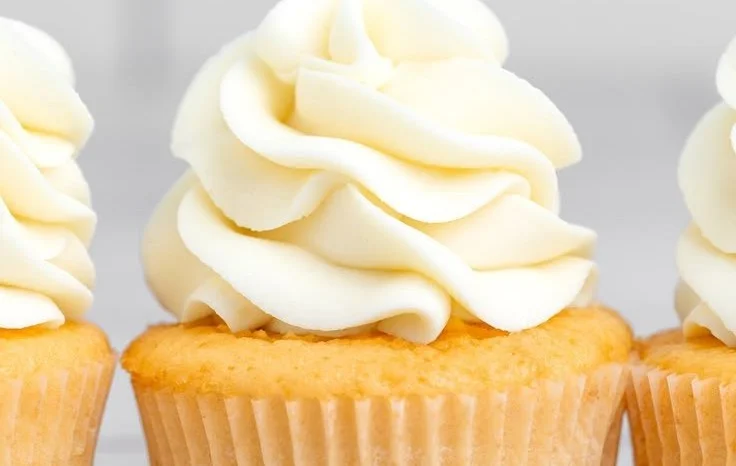 Delicious buttercream frosting used to decorate cakes and cupcakes.