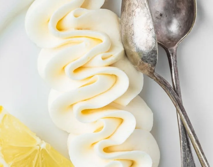 Delicious Lemon Buttercream frosting on a cupcake