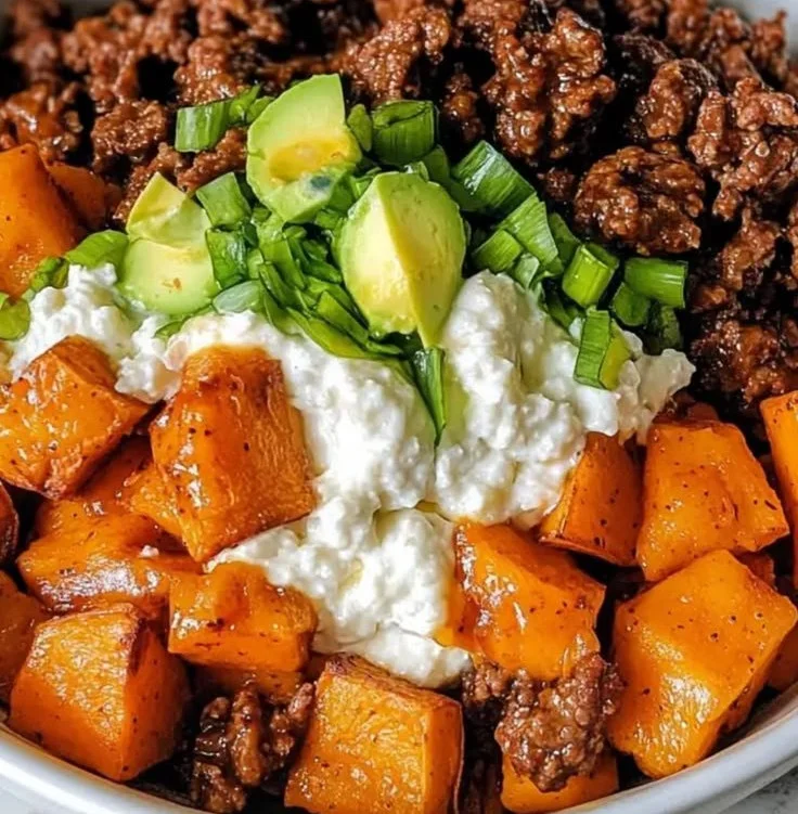 High-Protein Sweet Potato Beef Bowl with beef, sweet potatoes, and fresh vegetables